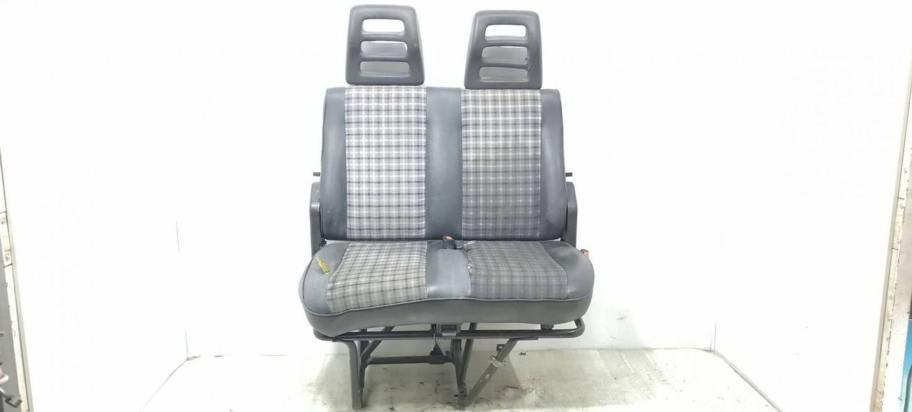 сиденье переднее Fiat Ducato 2 поколение 1996, 1.9 л., дизель, МКПП, микроавтобус, 60911014 - фото №1
