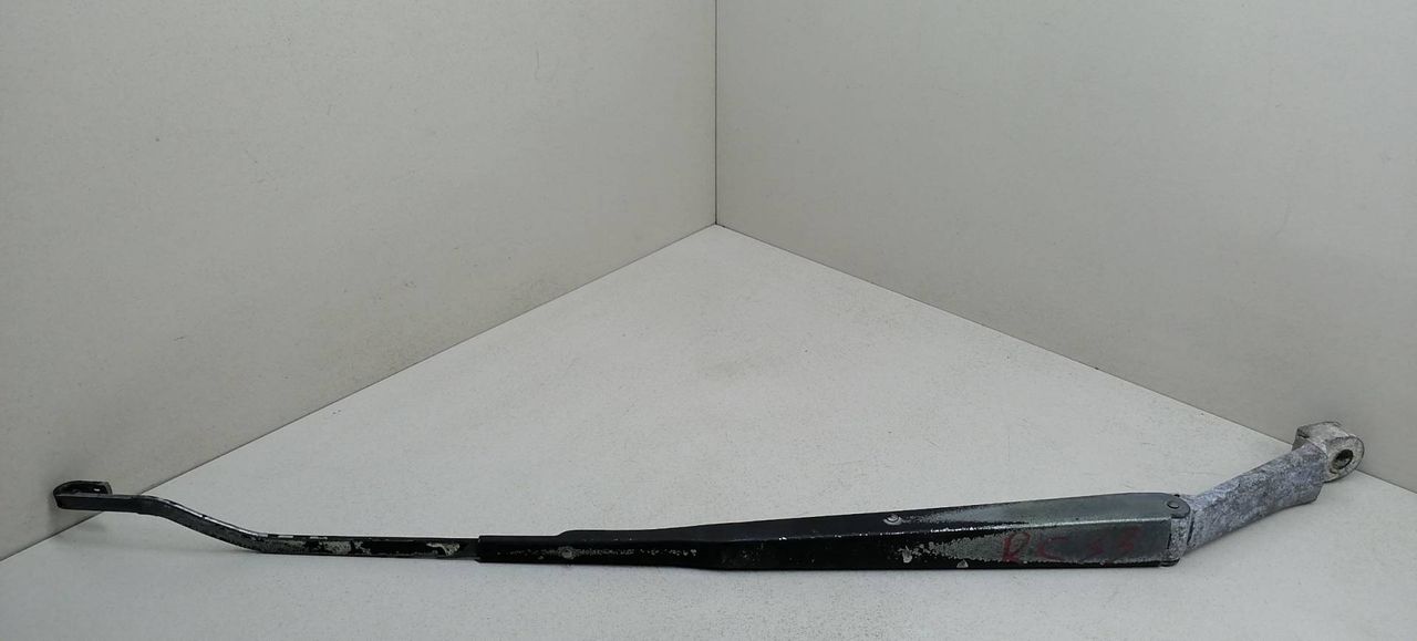 щеткодержатель (поводок стеклоочистителя, дворник) Hyundai Matrix 1 поколение 2002, 1.5 л., CRDi, дизель, 5МКПП, серебристый, минивэн, передний привод, 9832017000
