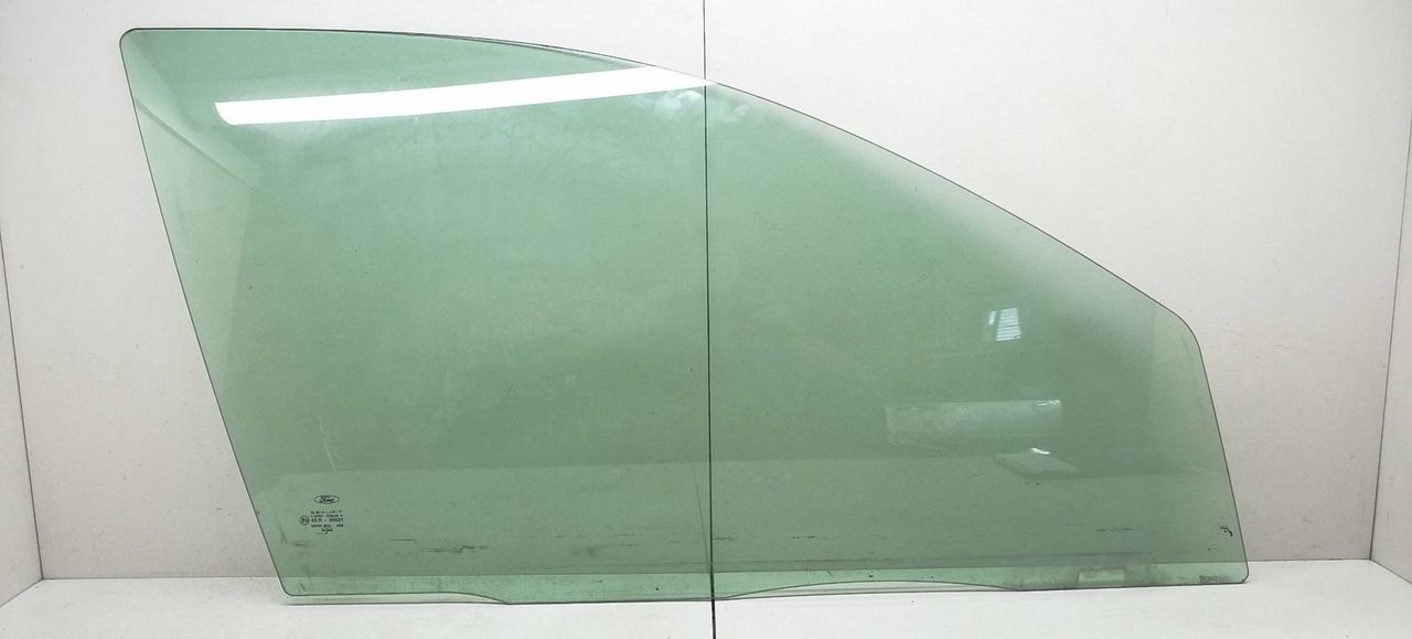 стекло двери передней правой Ford Mondeo 3 поколение 2003, 2.0 л., HJBA, дизель, МКПП, белый, универсал, передний привод, 1116874 - фото №1