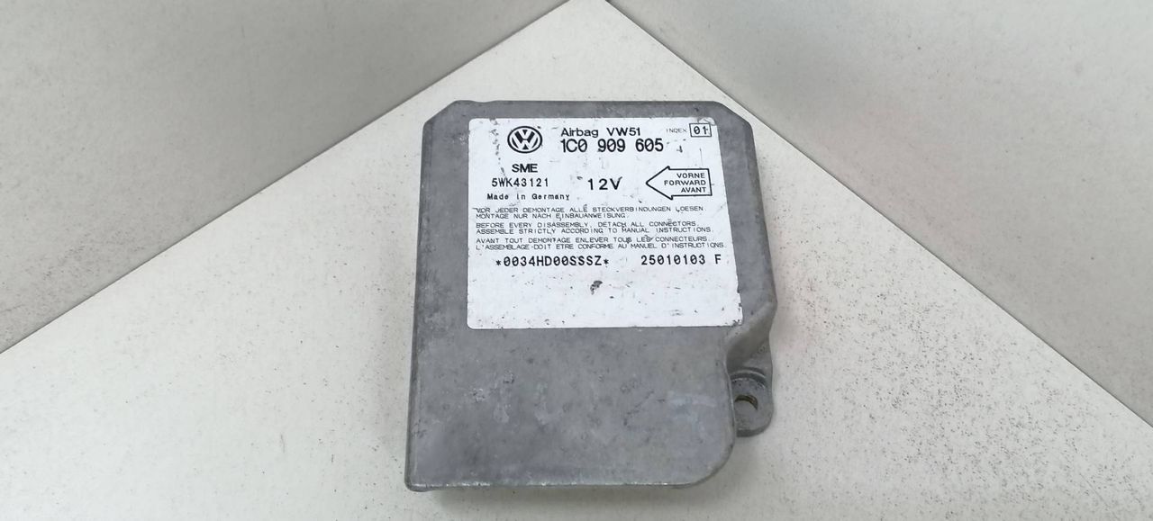 блок AirBag Volkswagen Golf 4 поколение 2000, 1C0909605, 5WK43121 - фото №1