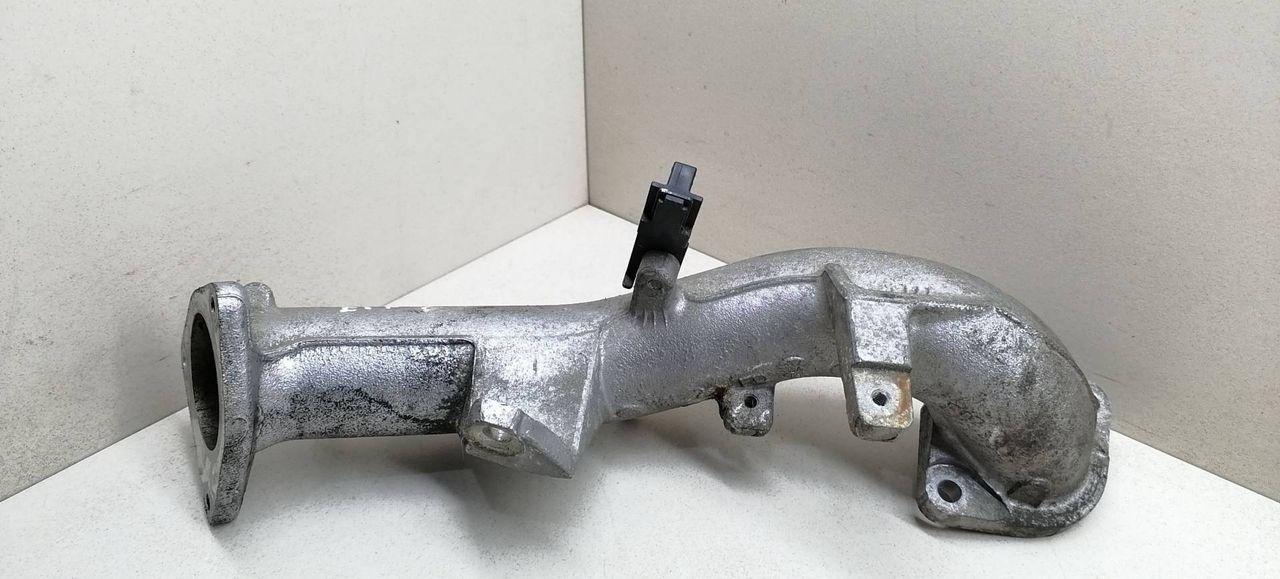 трубка системы рециркуляции EGR Nissan Primera P12 2004, 1.9 л., дизель - фото №1