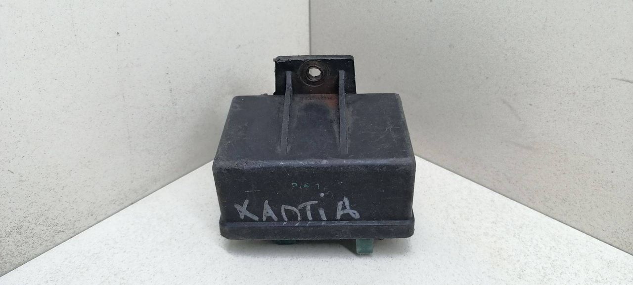 реле накала свечей Citroen Xantia 1 поколение 1998, 9639912680 - фото №1
