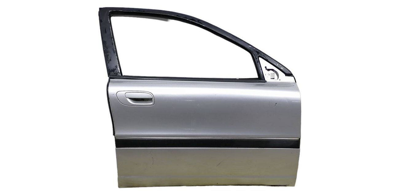 дверь передняя правая Volvo S80 1 поколение 2000, 2.5 л., TD, D 5252 T, дизель, 5МКПП, серебристый, седан, передний привод, 30649110, 9154625, 39978918, 30784573 - фото №1