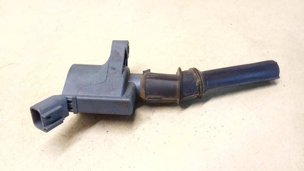 Наконечник свечной Ford Expedition 2 поколение U222 2004, 4.6 л., i, бензин, АКПП, синий, внедорожник 5 дв., полный привод - фото №1