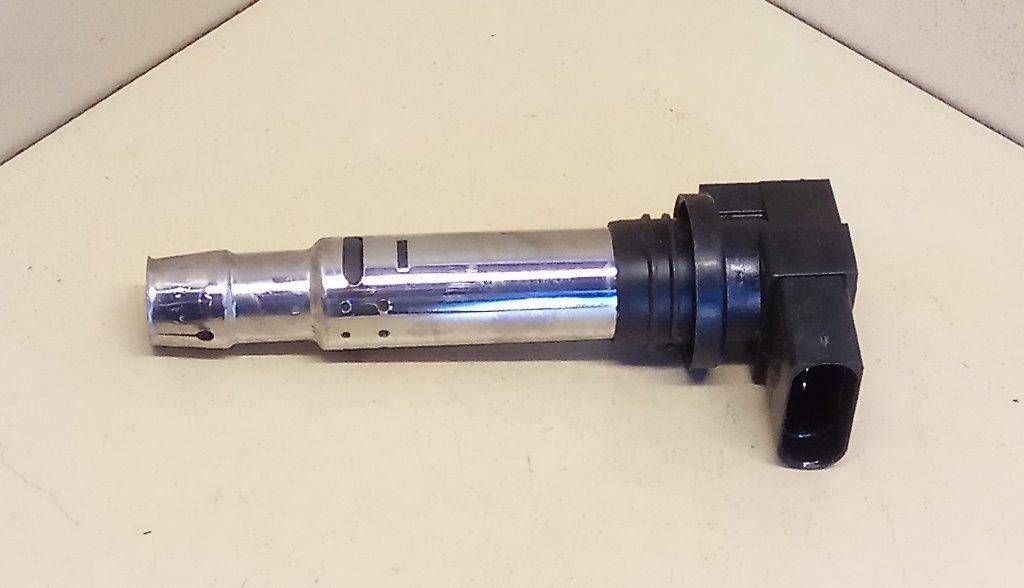 Наконечник свечной Volkswagen Bora 1 поколение 2001, 1.6 л., i, AZD, бензин, 5МКПП, серебристый, универсал, передний привод, 40102030 - фото №1