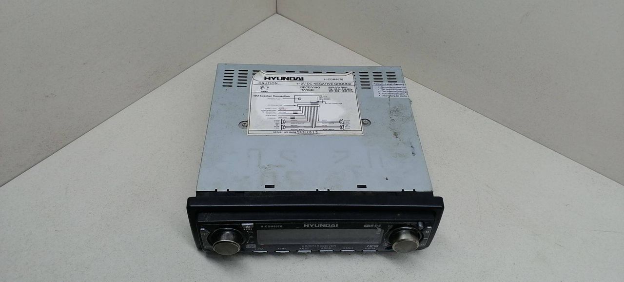 магнитола Hyundai Lantra J2 1995, 1.6 л., i, бензин, 5МКПП, зелёный, седан, передний привод, H-CDM8070 - фото №1