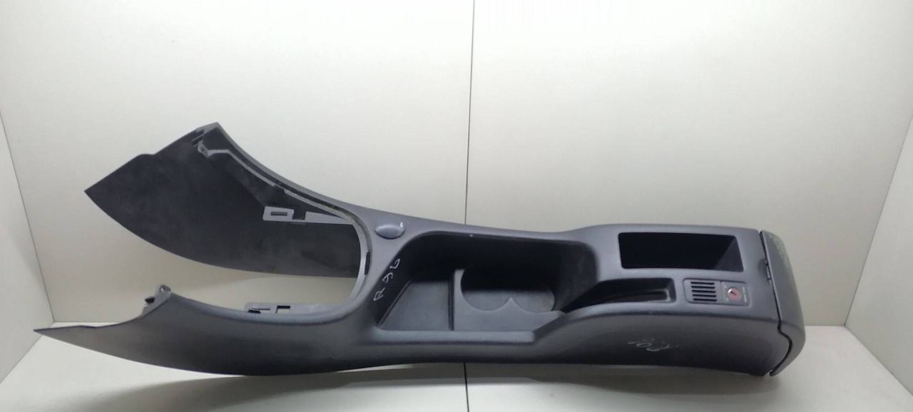 консоль салона Peugeot 307 1 поколение 2001, 2.0 л., HDi, RHY (DW10TD), дизель, 5МКПП, синий, хетчбэк 5 дв., передний привод, 9634496677 - фото №1
