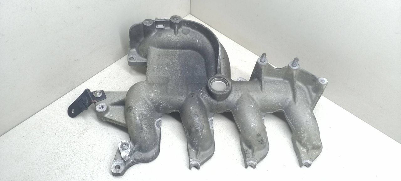 коллектор впускной Renault Scenic 2 поколение 2005, 1.9 л., DCi, дизель, 8200714430 - фото №1