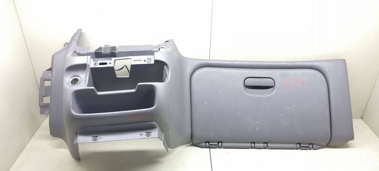 бардачок Chrysler Voyager 3 поколение GS 2000, 2.5 л., TD, дизель, 5МКПП, чёрный, минивэн, передний привод, 4678724W, 968851A - фото №1