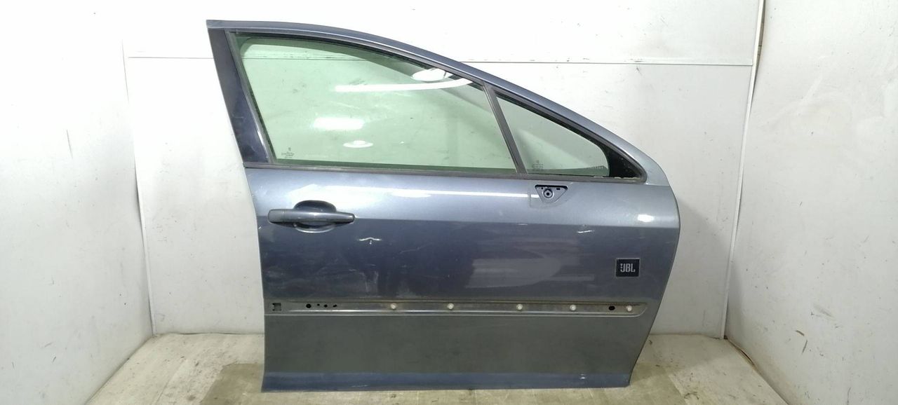 дверь передняя правая Peugeot 407 1 поколение 2007, 2.0 л., HDi, дизель, 6МКПП, синий, универсал, передний привод, 9004X6 - фото №1