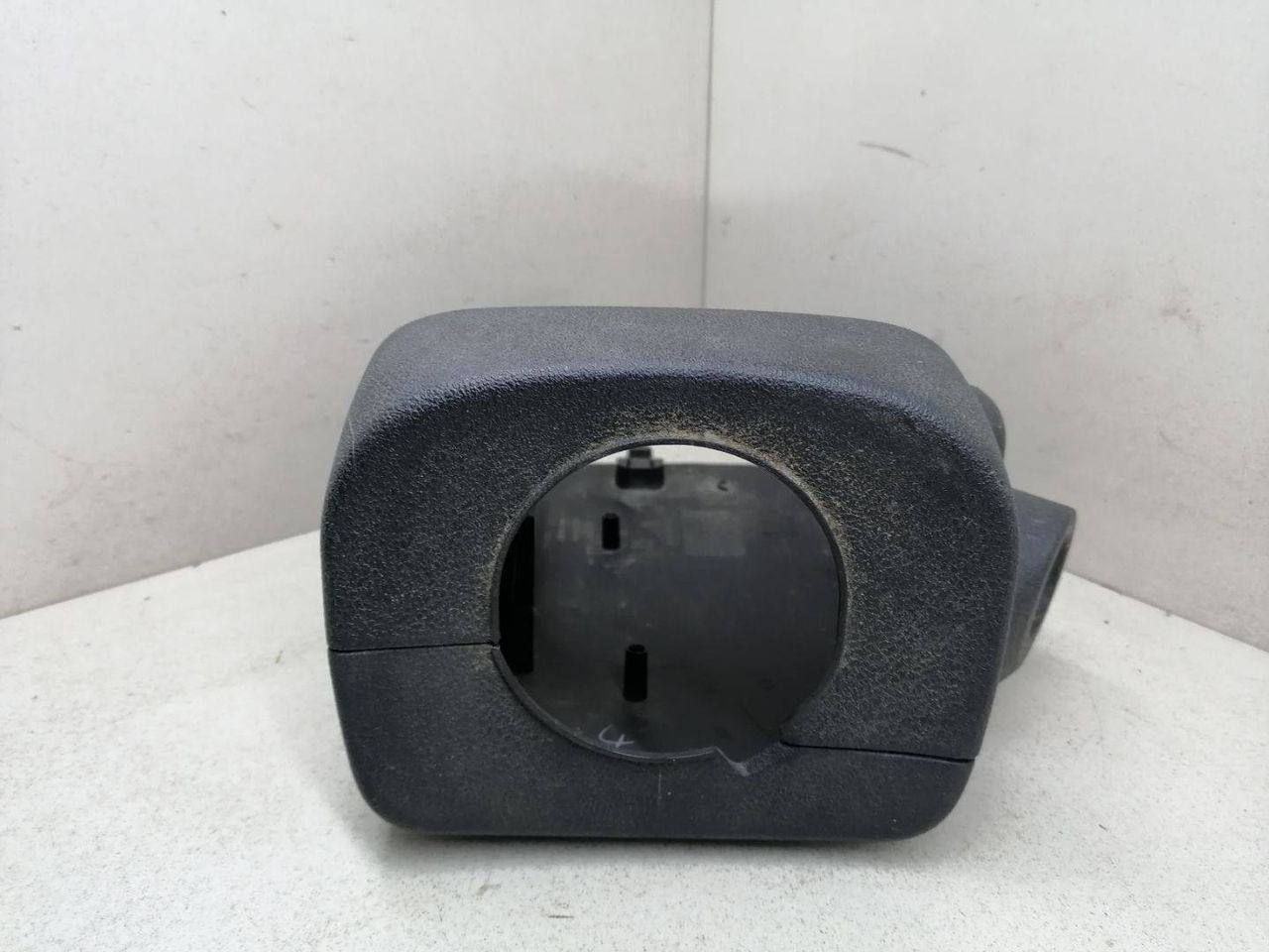 кожух рулевой колонки Peugeot 407 1 поколение 2007, 2.0 л., HDi, дизель, 6МКПП, синий, универсал, передний привод, 9644703077, 9644703177 - фото №1