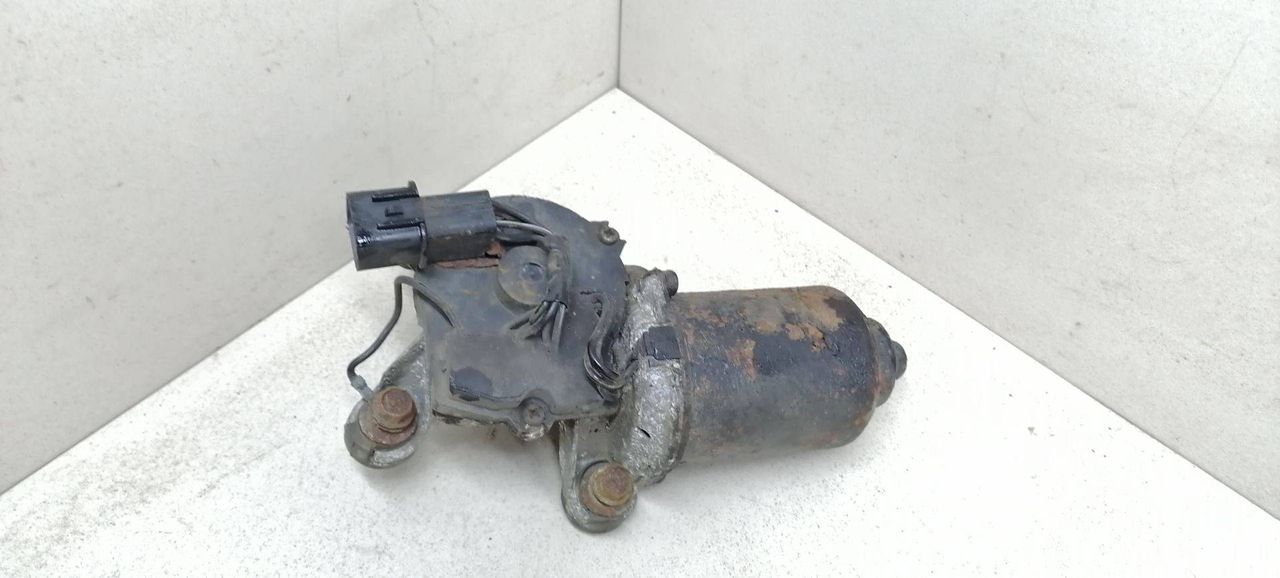 моторчик заднего стеклоочистителя (дворника) Daewoo Lanos T100 1999, 1.5 л., i, бензин, 5МКПП, бордовый, хетчбэк 5 дв., передний привод, 96303127 - фото №1