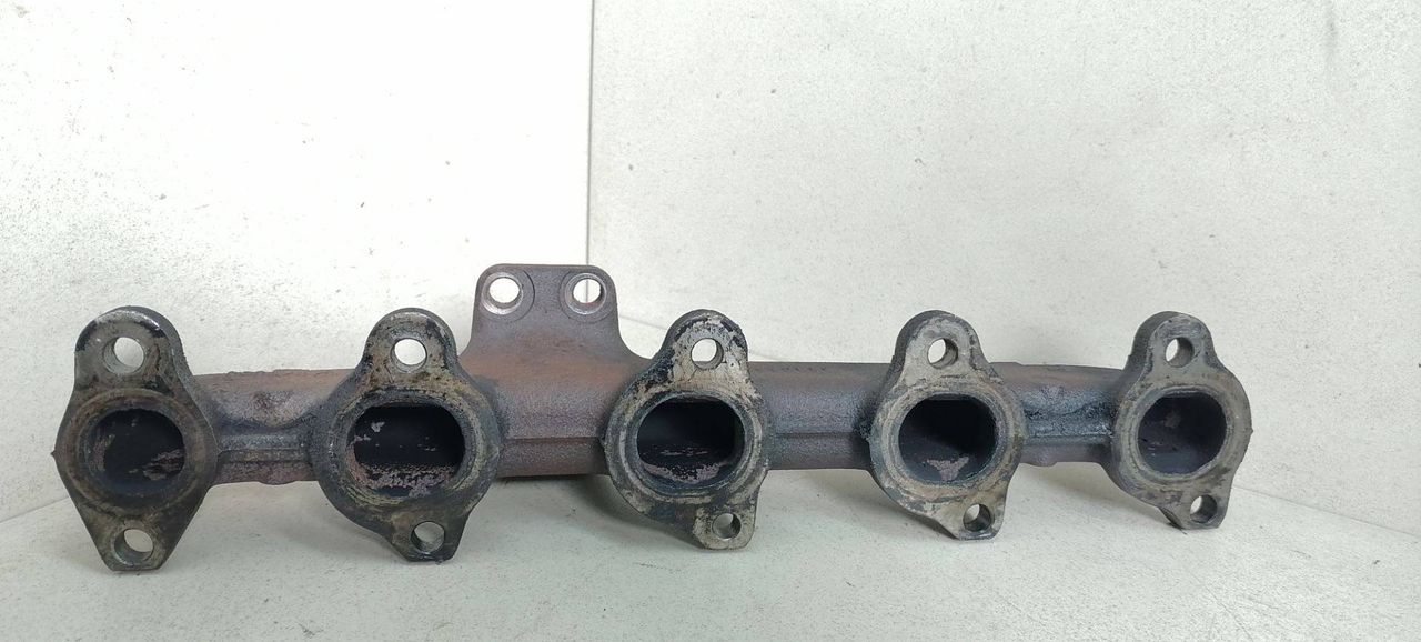 коллектор выпускной Peugeot 407 1 поколение 2006, 1.6 л., HDi, 9HY (DV6TED4), дизель, МКПП, серый, передний привод - фото №1