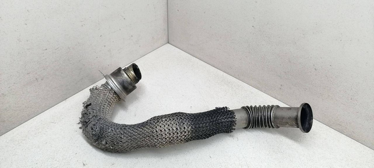 трубка системы рециркуляции EGR Peugeot 407 1 поколение 2006, 1.6 л., HDi, 9HY (DV6TED4), дизель, МКПП, серый, передний привод - фото №1