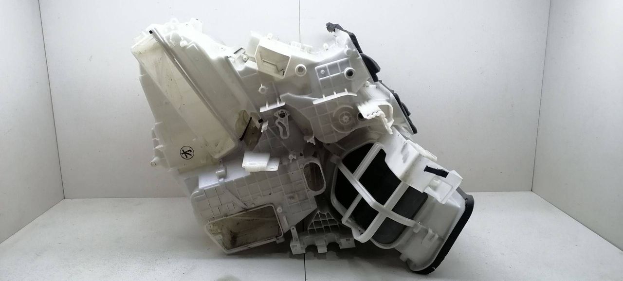 корпус отопителя (печки) Mazda 3 BL 2009, 2.0 л., i, бензин, 5МКПП, чёрный, хетчбэк 5 дв., передний привод, BBP3D - фото №1