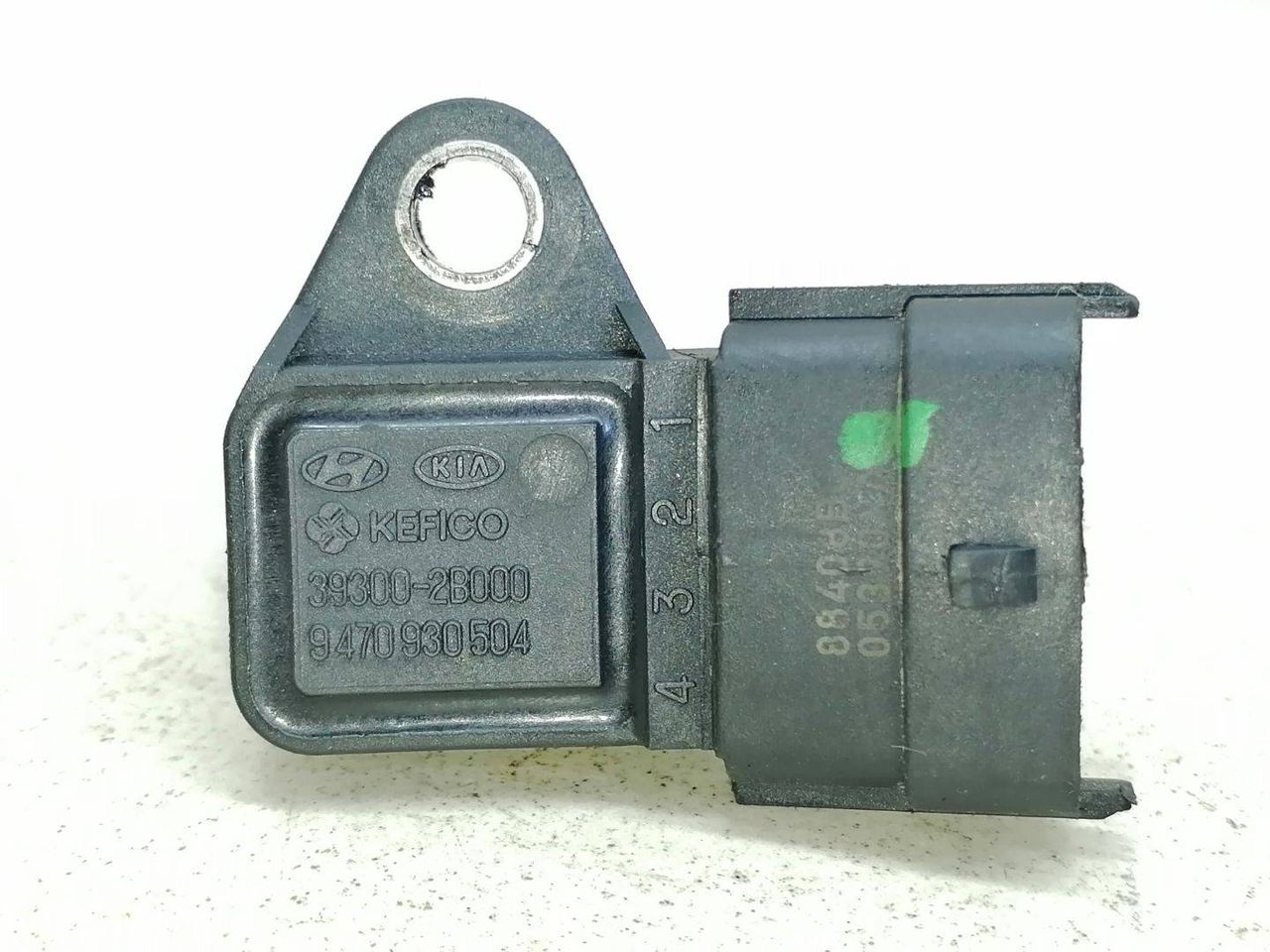 датчик абсолютного давления Hyundai Sonata 5 поколение 2006, 2.4 л., 39300-2B000, 9470930504 - фото №1