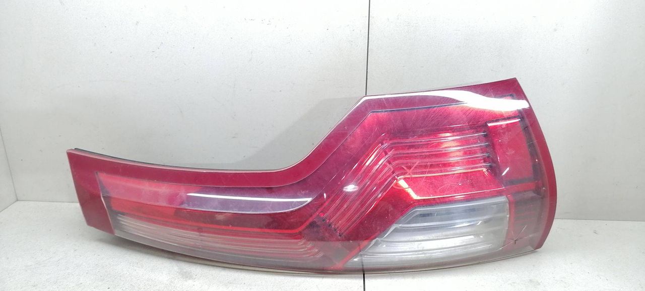 фонарь задний правый Citroen C4 Grand Picasso 1 поколение 2007, 1.6 л., HDi, 9HZ (DV6TED4), дизель, 5МКПП, минивэн, передний привод, 00946602RE - фото №1