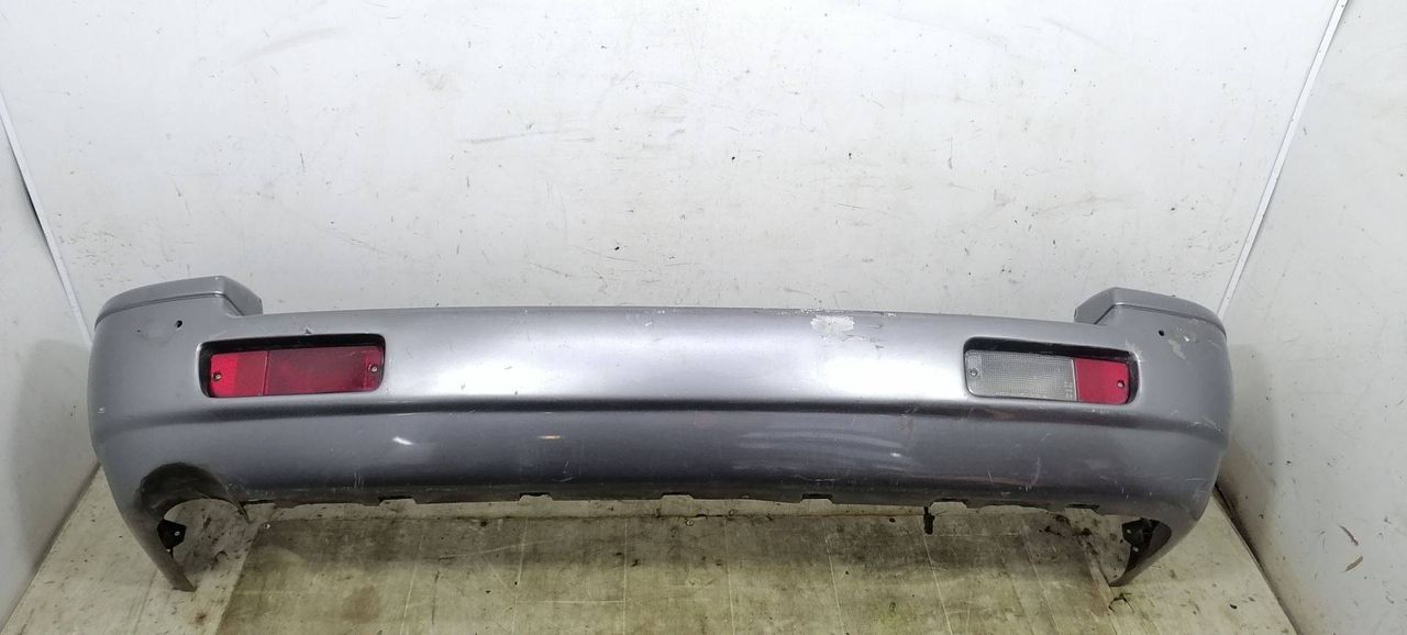 бампер задний Hyundai Santamo 1 поколение 1999, 2.0 л., i, бензин, 5МКПП, серебристый, минивэн, передний привод, 86611M2001 - фото №1