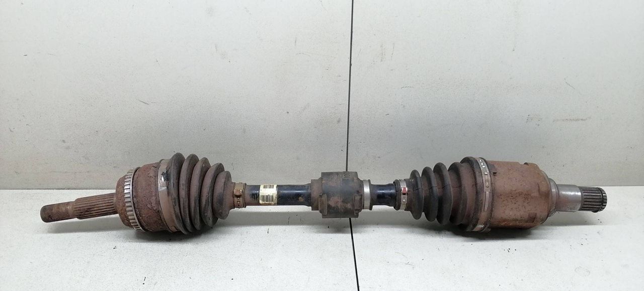полуось передняя левая (приводной вал, ШРУС) Toyota Camry 7 поколение XV40 2008, 2.4 л., 2AZ-FE, бензин, АКПП, серебристый, седан, передний привод, 43420-06600 - фото №1