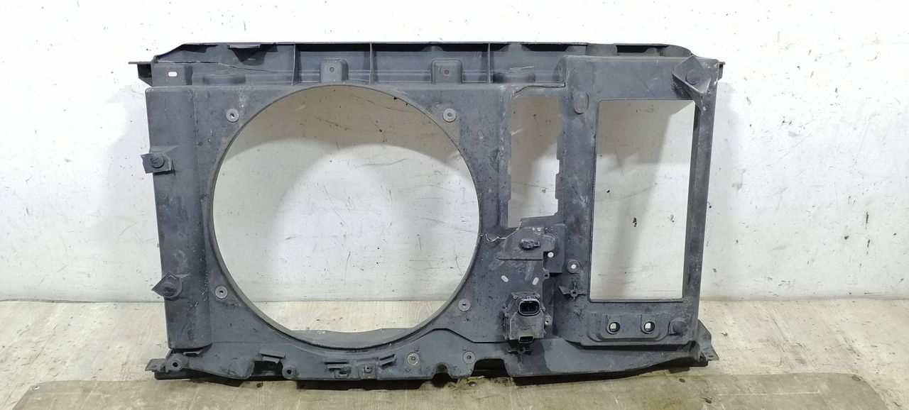 передняя панель крепления облицовки (телевизор) Citroen C4 Grand Picasso 1 поколение 2007, 1.6 л., HDi, 9HZ (DV6TED4), дизель, 5МКПП, минивэн, передний привод, 9658574680, 9660046680 - фото №1