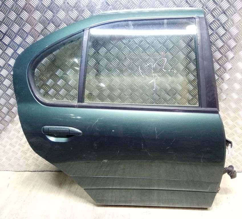 стекло двери задней правой Nissan Primera P11 2000, 2.0 л., CD20T, дизель, МКПП, зеленый, хетчбэк 5 дв., передний привод, 823002F000 - фото №1