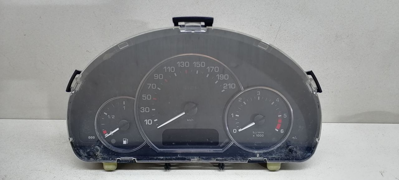 щиток приборов (приборная панель) Peugeot 1007 1 поколение 2005, 1.4 л., HDi, 8HZ (DV4TD), дизель, 5МКПП, серебристый, хетчбэк 3 дв., 9658241780, 53106799 - фото №1