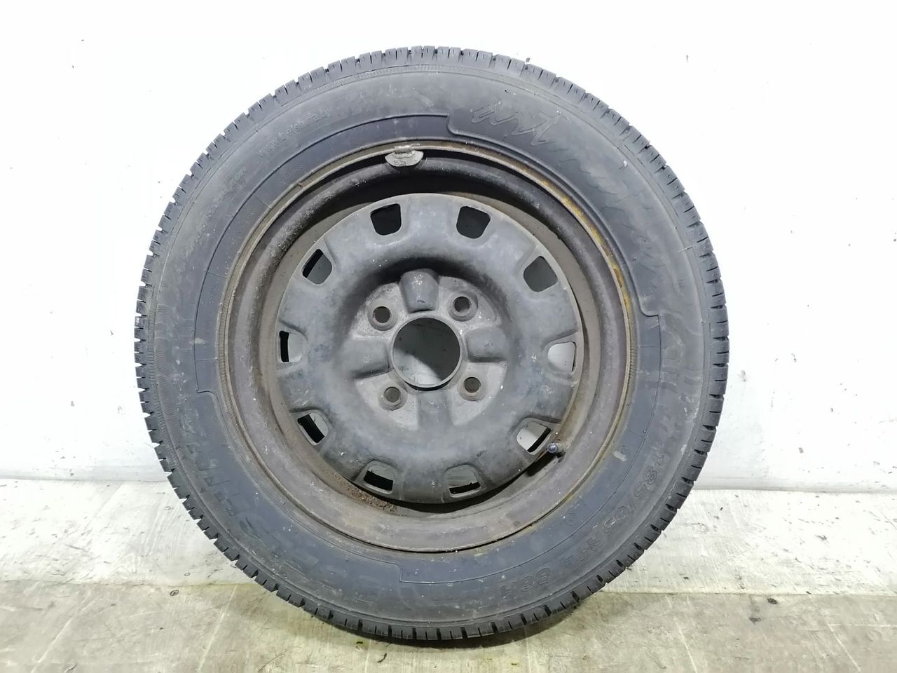 колесо запасное (таблетка) Hyundai Lantra J2 1995, 1.6 л., i, бензин, 5МКПП, зелёный, седан, передний привод, 5291023210 - фото №1