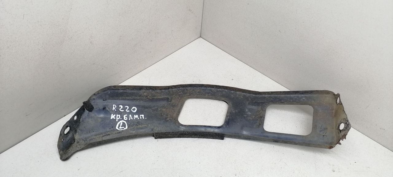 Крепление бампера переднего Subaru Outback 2 поколение 2002, 2.5 л., бензин, 5МКПП, универсал, полный привод - фото №1