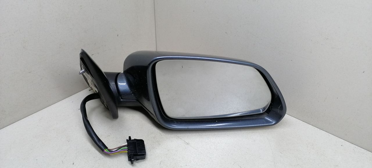 зеркало наружное правое Skoda Octavia 2 поколение (A5) 2004, 1.9 л., TDi, BJB, дизель, 5МКПП, темно-серый, хетчбэк 5 дв., передний привод, 88570847602, 1Z2857508F - фото №1