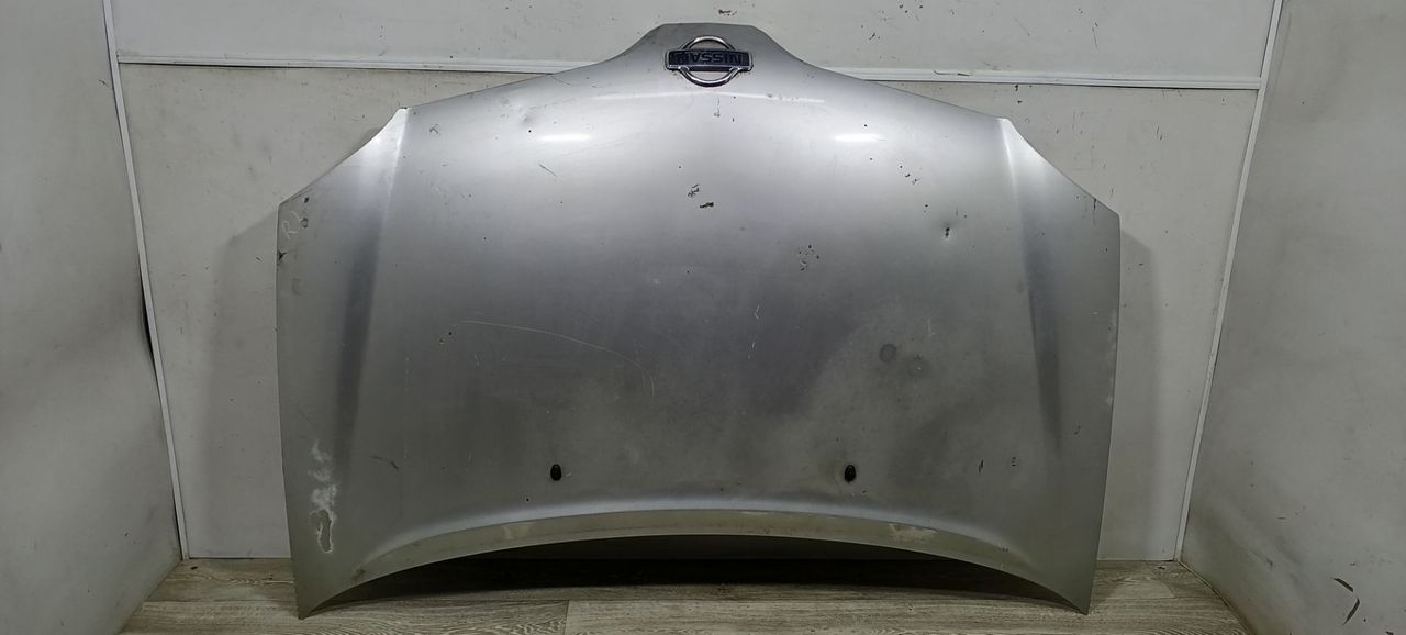 капот Nissan Almera Tino V10 2001, 2.2 л., DCi, YD22DDTi, дизель, 5МКПП, серебристый, минивэн, передний привод, 651004U130 - фото №1