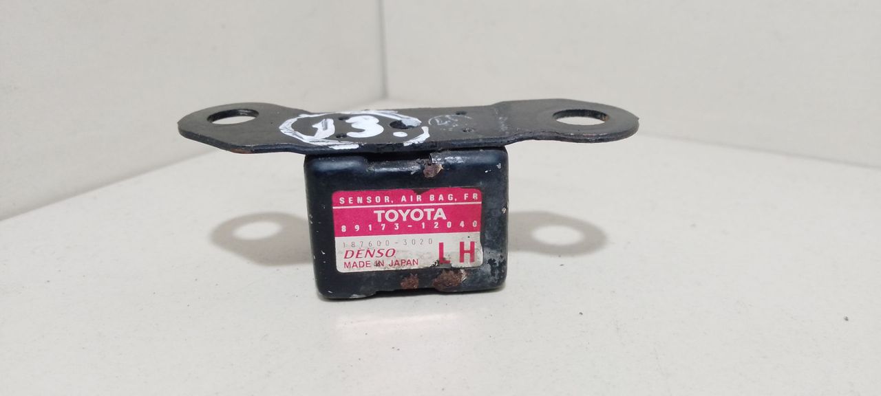 датчик удара Toyota Corolla 8 поколение (E110) 1998, DENSO, 89173-12040, 187600-3020 - фото №1