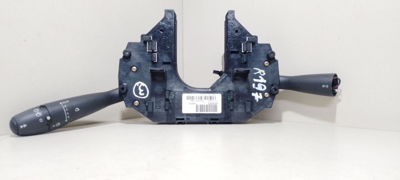 переключатель подрулевой (стрекоза) Citroen C4 1 поколение 2005, 2.0 л., i, RFJ (EW10A), бензин, АКПП, т.серый, хетчбэк 5 дв., передний привод, 6242Z3, 345657356, 345657356271060421 - фото №1