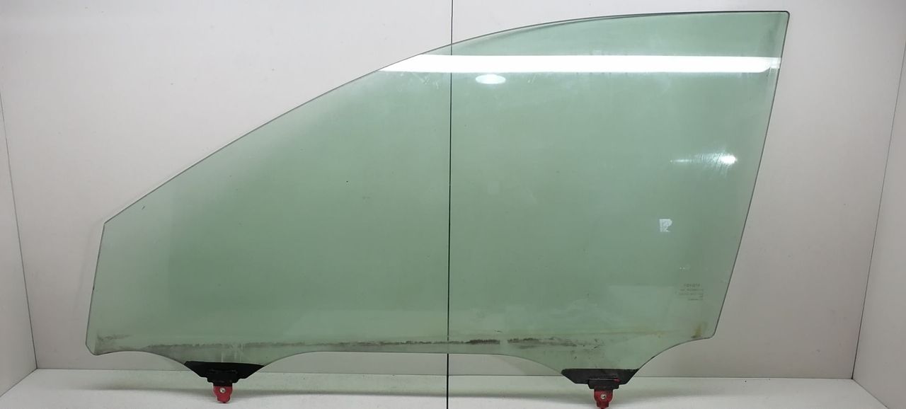 стекло двери передней левой Toyota Camry 7 поколение XV40 2008, 2.4 л., 2AZ-FE, бензин, АКПП, серебристый, седан, передний привод, DOT-376, 6810206080 - фото №1