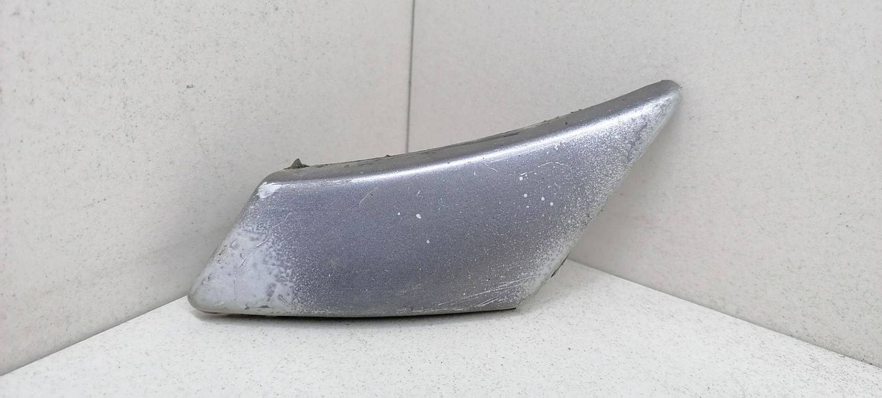 молдинг крыла Hyundai Santamo 1 поколение 1999, 2.0 л., i, бензин, 5МКПП, серебристый, минивэн, передний привод, 87742-M2000 - фото №1
