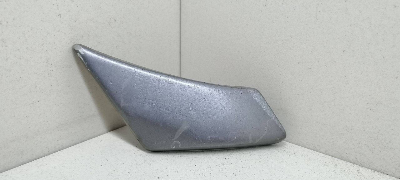 молдинг крыла Hyundai Santamo 1 поколение 1999, 2.0 л., i, бензин, 5МКПП, серебристый, минивэн, передний привод, 87741-M2000 - фото №1