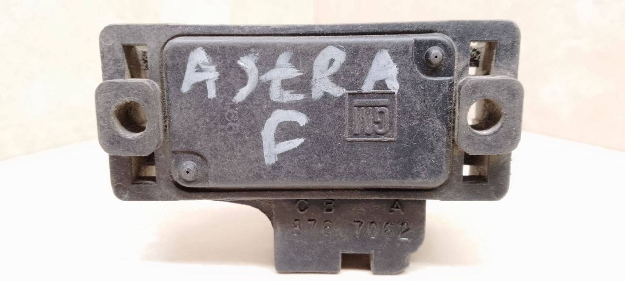 датчик абсолютного давления Opel Astra F 1994, 8767062GM - фото №1