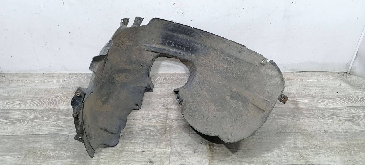 защита арок передняя левая (подкрылок) Ford Focus 2 поколение 2006, 1.6 л., i, HXDA, бензин, 5МКПП, серебристый, универсал, передний привод, 4M51-16115-AB, 1359240 - фото №1