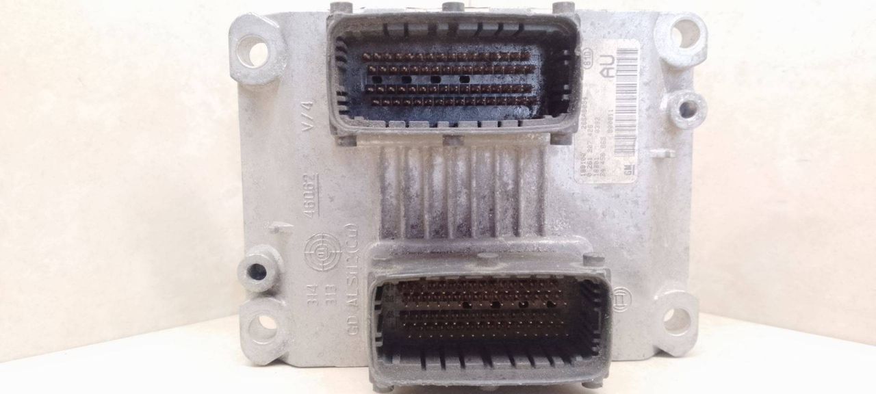 блок управления двигателем Opel Agila 1 поколение (A) 2002, 1.2 л., 26SA8094, 0261207426, 24456865, B00011, 18810020742600438 - фото №1