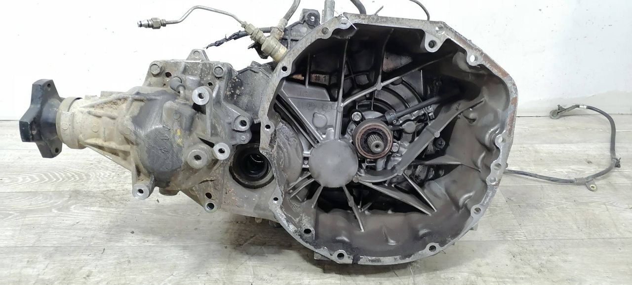 КПП механическая (МКПП) Nissan X-Trail T31 NT31 2009, 2.0 л., DCi, M9R, дизель, 6МКПП, серый, внедорожник 5 дв., полный подключаемый привод, JY76D - фото №1