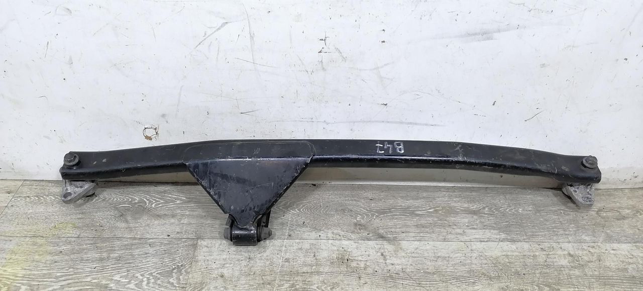 распорка стоек Volvo S60 1 поколение 2001, 2.4 л., B 5244 T3, бензин, АКПП, черный, седан, передний привод, 30671351 - фото №1