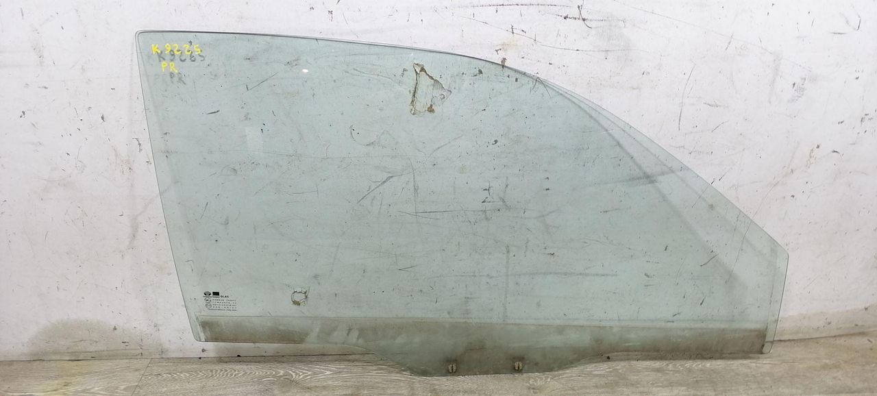 стекло двери передней правой Daewoo Lanos T100 1998, 1.3 л., MPI, A13SMS, бензин, 5МКПП, зелёный, хетчбэк 3 дв., передний привод, 96304055 - фото №1
