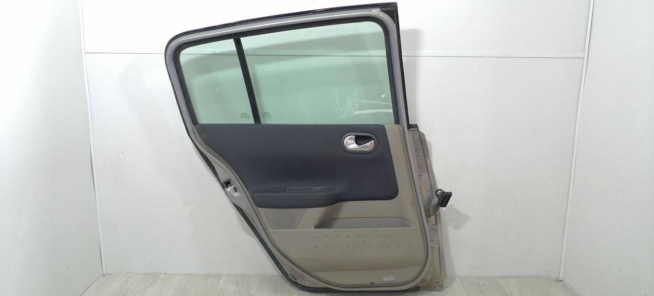 ручка внутренняя задняя левая Renault Megane 2 поколение BM0B 2003, 1.4 л., i, K4J 730, бензин, 5МКПП, серебристый, хетчбэк 5 дв., передний привод, 8200028487, 5005400006 - фото №1
