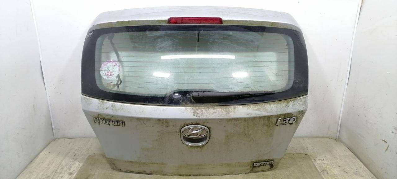 ручка крышки багажника Hyundai i30 1 поколение 2010, 1.6 л., CRDi, дизель, 6МКПП, серебристый, хетчбэк 5 дв., передний привод, 812602L000 - фото №1