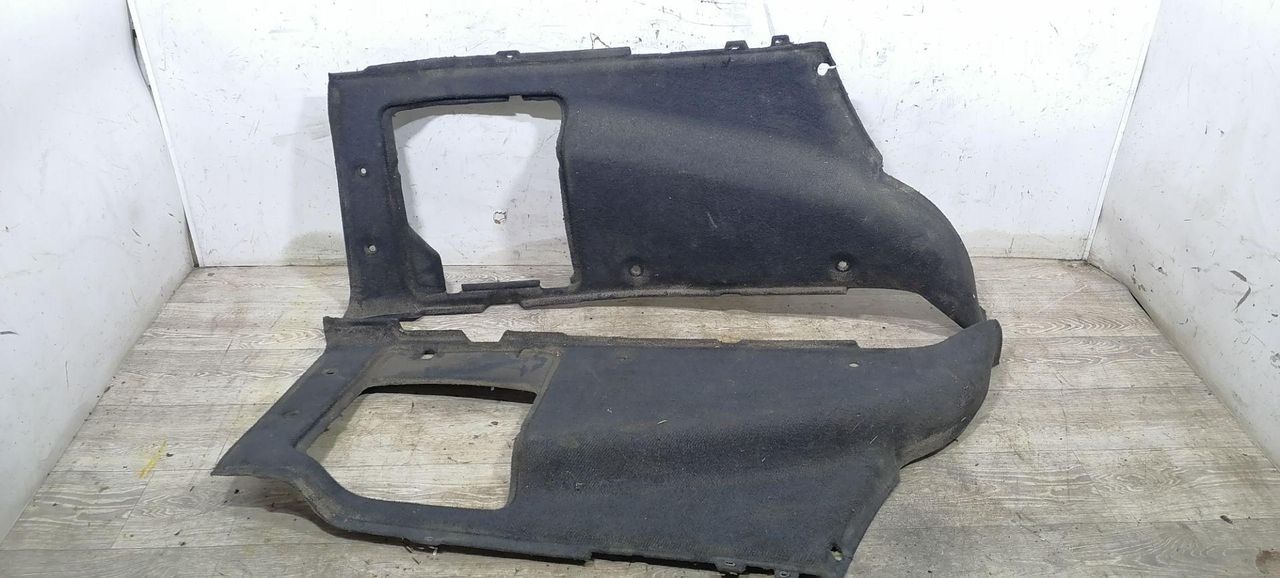 обшивка багажника Renault Laguna 1 поколение 1997, 2.2 л., DT, G8T 792, дизель, 5МКПП, синий, универсал, передний привод, 7700845921, 7700845920 - фото №1