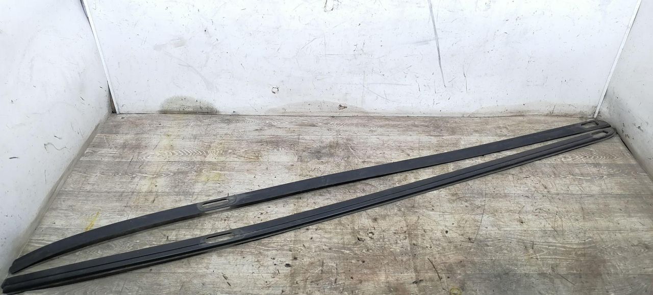 молдинг крыши Renault Laguna 1 поколение 1997, 2.2 л., DT, G8T 792, дизель, 5МКПП, синий, универсал, передний привод, 7700841272, 7700841271 - фото №1