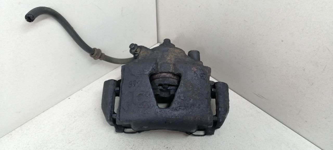 суппорт передний правый Opel Vectra B 1998, 1.6 л., i, X 16 XEL, бензин, 5МКПП, зеленый, универсал, передний привод, 542250 - фото №1