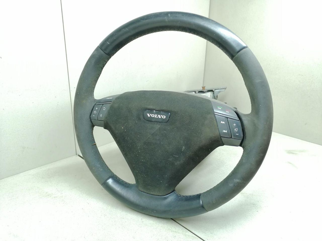 замок зажигания Volvo S60 1 поколение 2001, 2.4 л., B 5244 T3, бензин, АКПП, черный, седан, передний привод, 510130020, 8622347 - фото №1