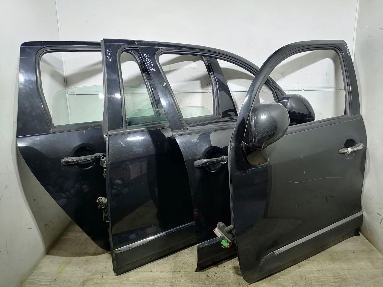 дверь задняя левая Citroen C3 Picasso 1 поколение 2012, 1.6 л., i, бензин, 5МКПП, чёрный, минивэн, 9006Q3