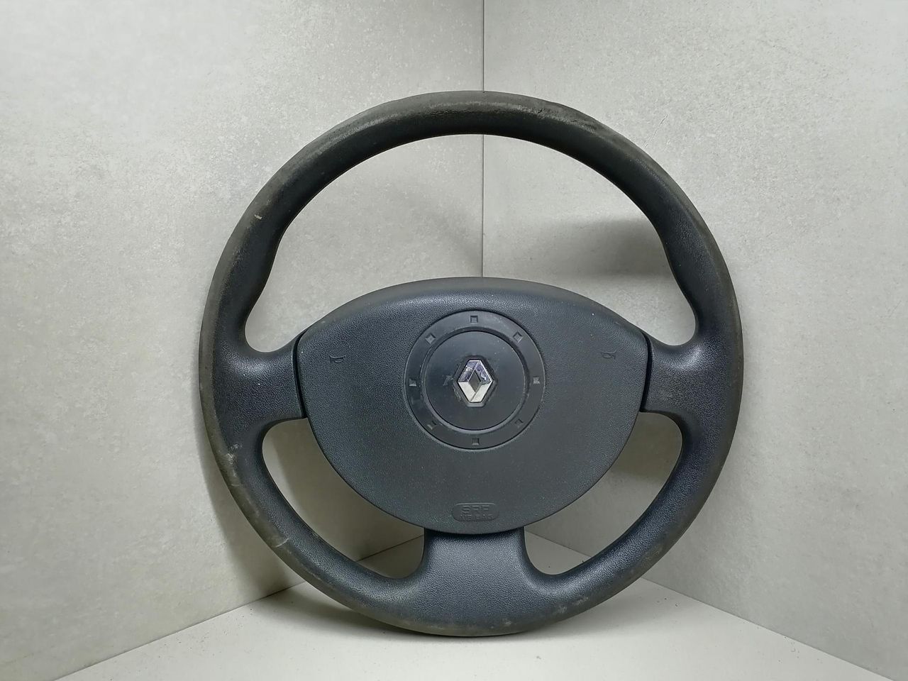 руль Renault Scenic 2 поколение JM0G 2003, 1.9 л., DCi, F9Q 812, дизель, 6МКПП, бордовый, минивэн, 8200218375 - фото №1