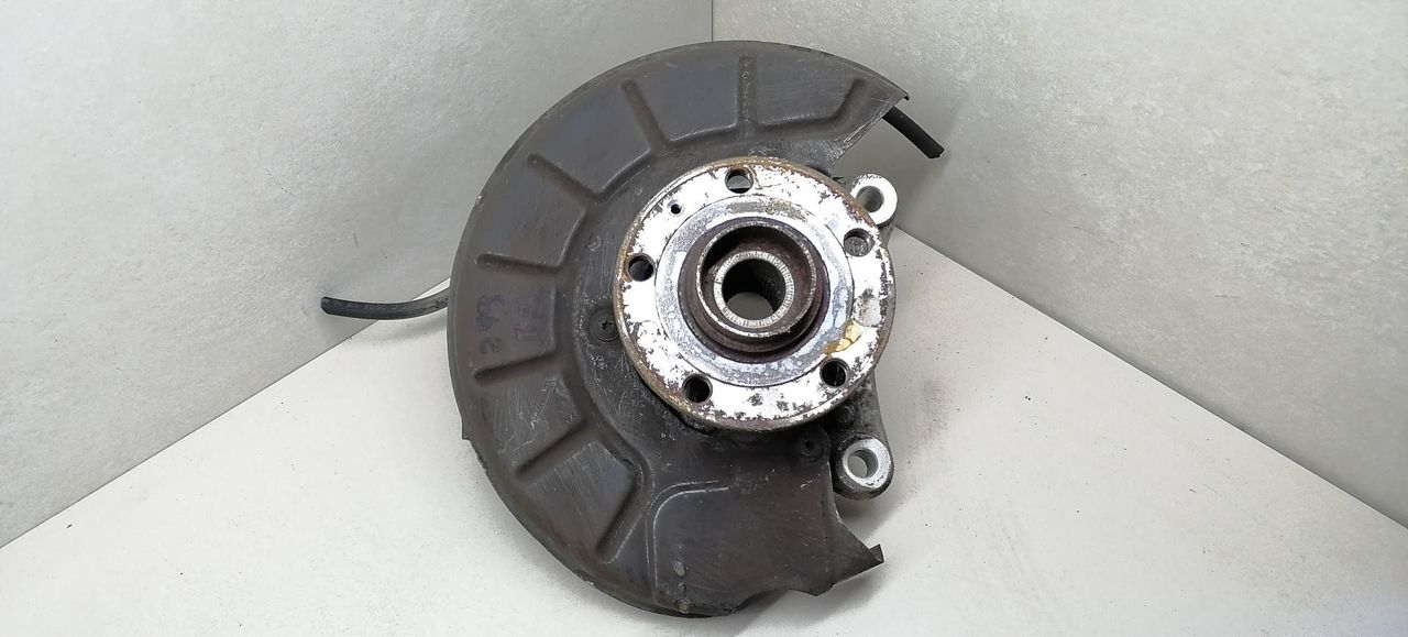 ступица передняя правая Volkswagen Passat B6 2008, 2.0 л., TDi, CBAB, дизель, 6МКПП, серебристый, универсал, 1K0407621F, 3C0407254F